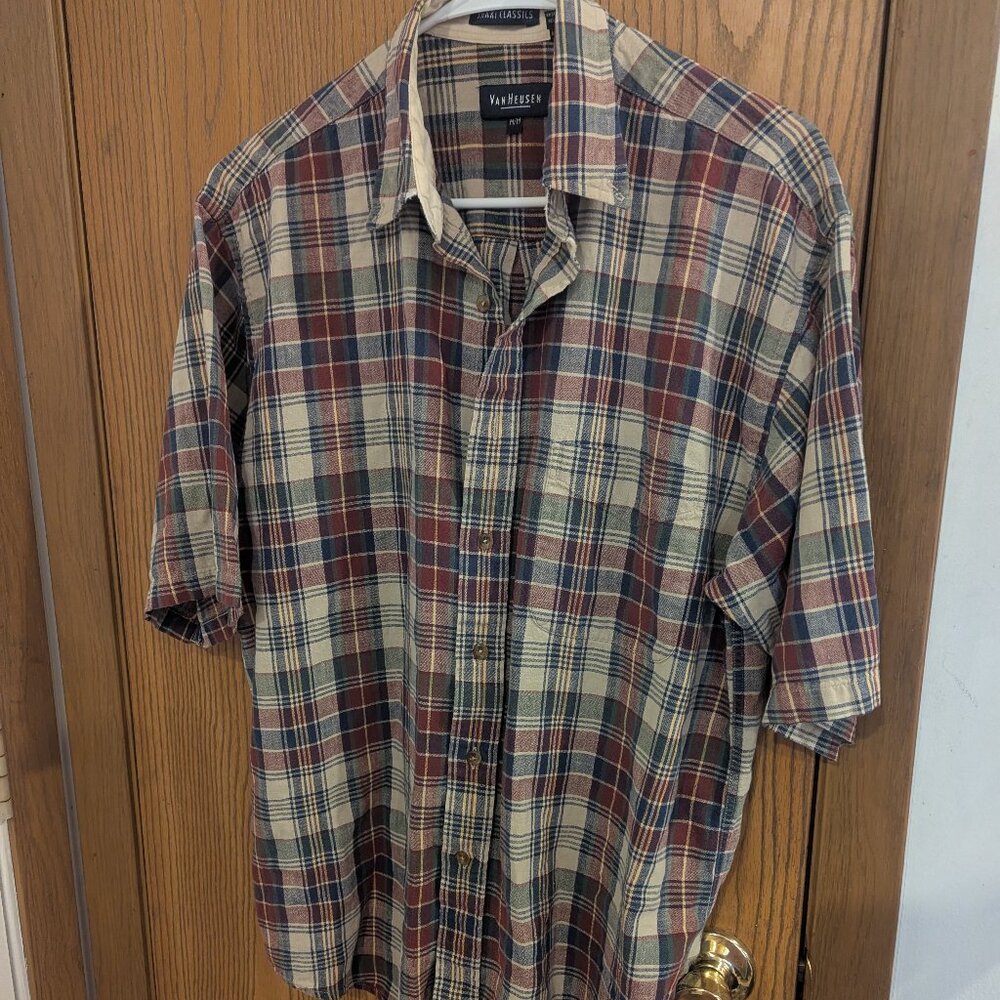Van Heusen Plaid Collar Button Down Short Sleeve Muted Red and Blue Shirt-Medium